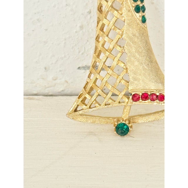 Vintage Rhinestone Christmas Bell Brooch For Sale - Image 4 of 8