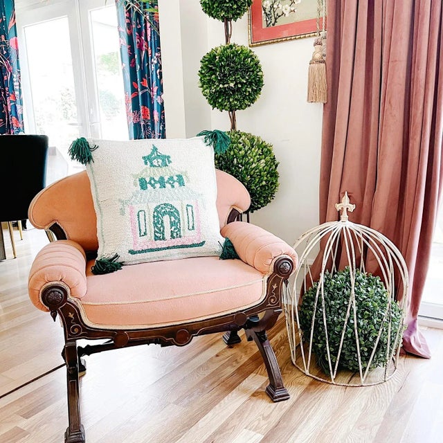 2020s Chinoiserie Pagoda Pink & Green Tassels Wool Hook Pillow For Sale - Image 5 of 6