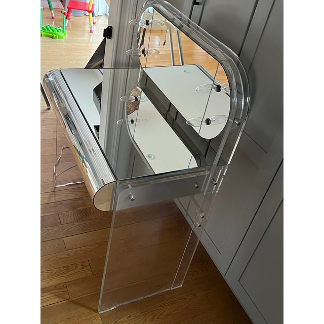 1970 Space Age Chrome Lucite Vanity Desk, by Hills Manufacturing Co. For Sale In New York - Image 6 of 12
