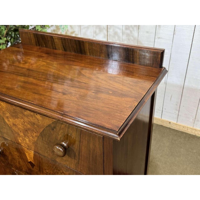 English Chest of Drawers in Walnut Burl and Oak, 1930s For Sale - Image 5 of 18