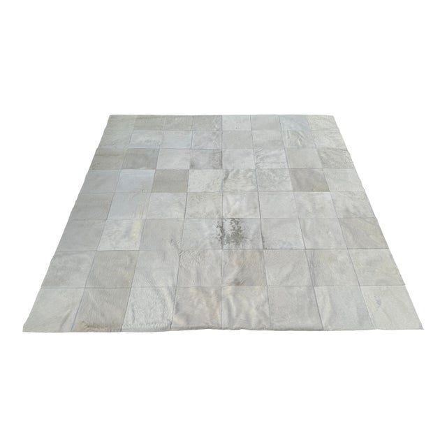 8ft Square Silver Gray Patchwork Hair on Hide Area Rug For Sale