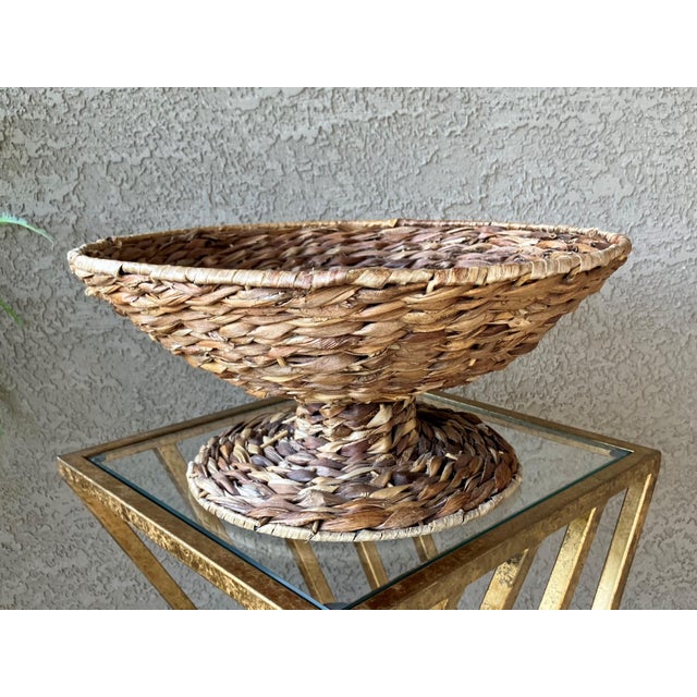 Late 20th-Century Handwoven Water Hyacinth Pedestal Centerpiece Bowl For Sale - Image 18 of 18
