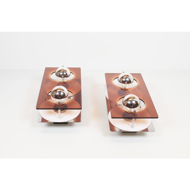 Model Disco Acrylic Wall Lamps by Jocelyne Trocmé for Galerie Oxar, 1970s, Set of 2 For Sale - Image 3 of 8