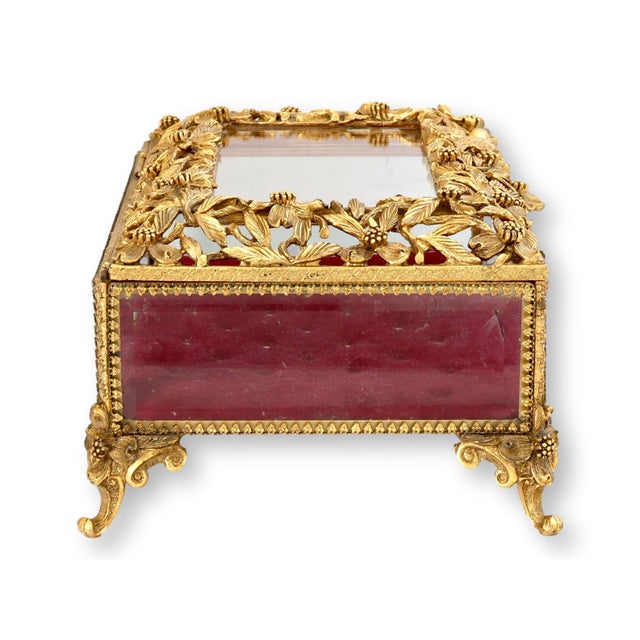 Hollywood Regency Exceptional Midecntury Matson Ormolu Jewelry Box For Sale - Image 3 of 7