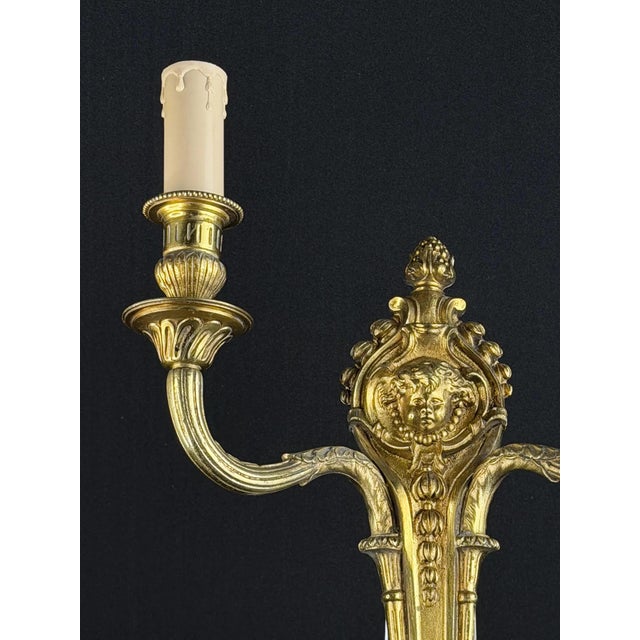 Antique French Louis XVI Two-Light Wall Sconce in Gilt Bronze, 1890s For Sale - Image 4 of 9