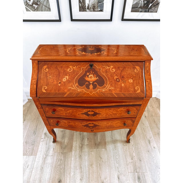 Louis XV Italian Bombé Marquetry Secretary Desk, 1960s For Sale - Image 16 of 18