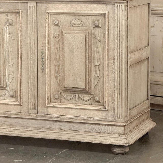 Ecru 19th Century Louis XIV Style Stripped Oak Buffet For Sale - Image 8 of 18