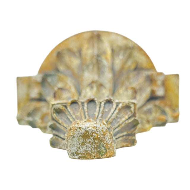 Vintage 1980s Gilded Wall Brackets Pair | Ornate Italian Style Acanthus Leaf Resin Corbels | Regency Hollywood Glam Wall Shelves Decor For Sale - Image 15 of 18