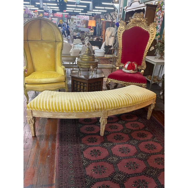 Mid 20th Century Mid 20th Century Curved Louis XVI-Style Gilt Bench For Sale - Image 5 of 7