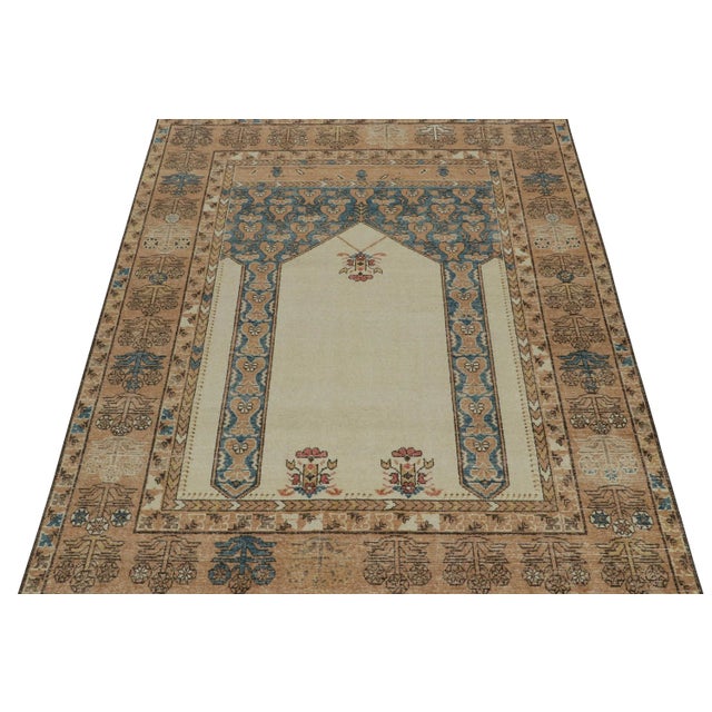 This 8x10 rug is beautiful rendition of classic aesthetics in distressed style in new additions to Rug & Kilim’s Homage...