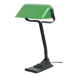 Art Deco Model 52 Banker's Desk Lamp with Green Enamel Shade from Erpe, 1920s For Sale