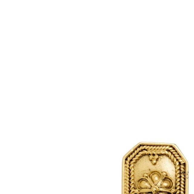 Jewelry - Pair of earrings in 19.2K gold. Portuguese, 20th century, in 19.2kt gold, with pearls and twisted wire. with...