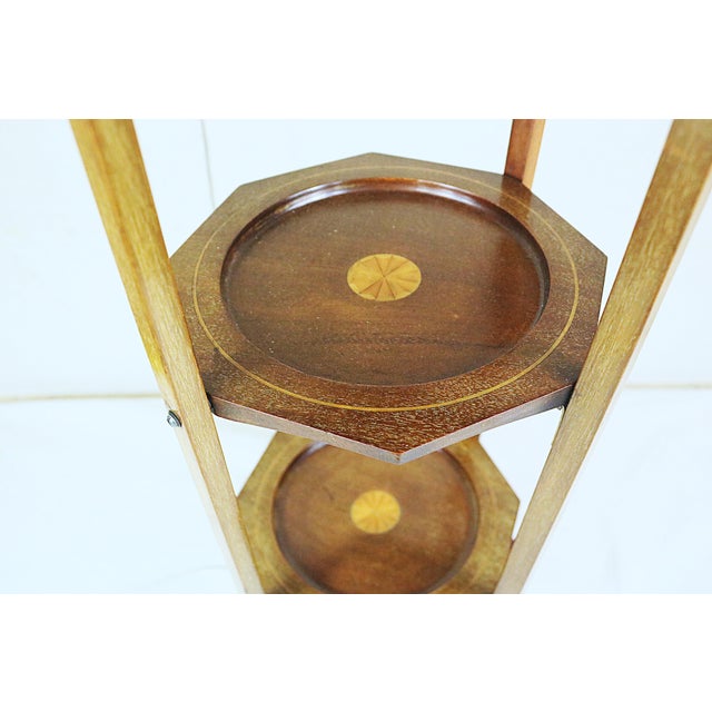 Early 20th Century English Edwardian Period Mahogany Folding Cake Stand For Sale - Image 5 of 8