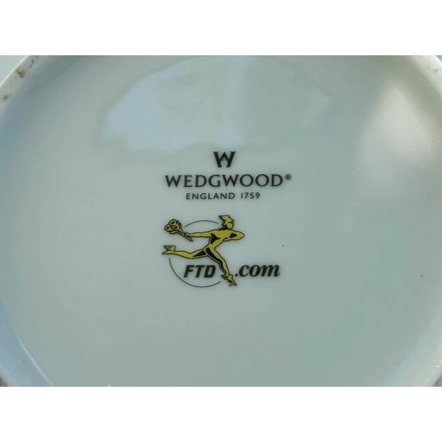 Vintage Pair of Wedgwood Floral Planters For Sale - Image 10 of 10