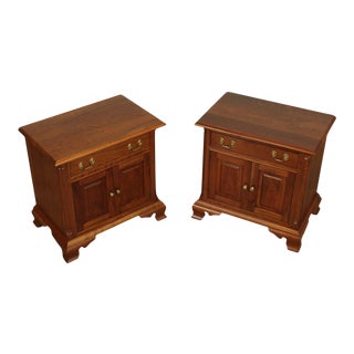 Stickley Cherry Chippendale Style Pair 2 Door Nightstands For Sale