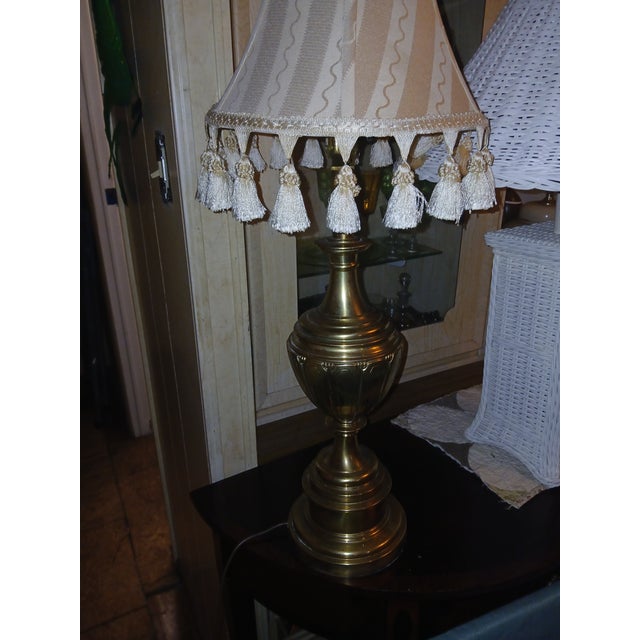 1970s 1970s Brass Urn Style Stiffel Table Lamp With Silk Tassels Shade For Sale - Image 5 of 7