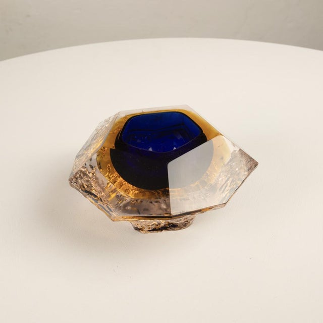 Sculptural Submerged Glass Ashtray by Gianfranco Mandruzzato, 1970 For Sale - Image 3 of 16