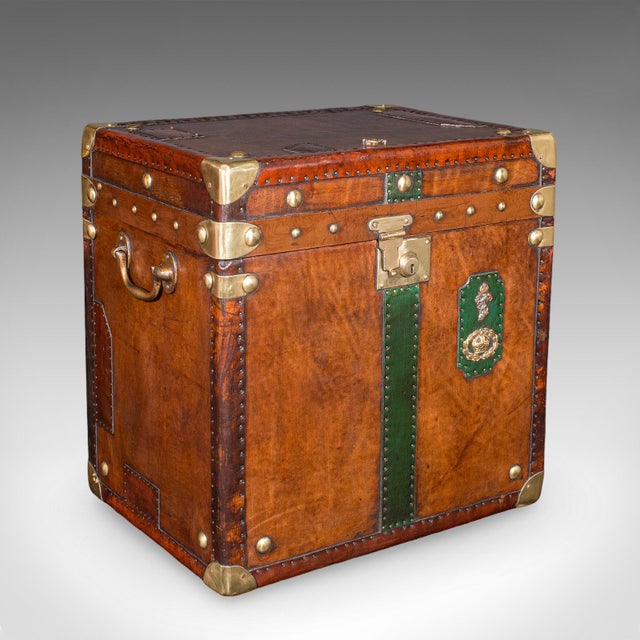 Late Vintage Pair of Luggage Cases, English, Leather Trunk, Campaign, Nightstand For Sale - Image 4 of 12