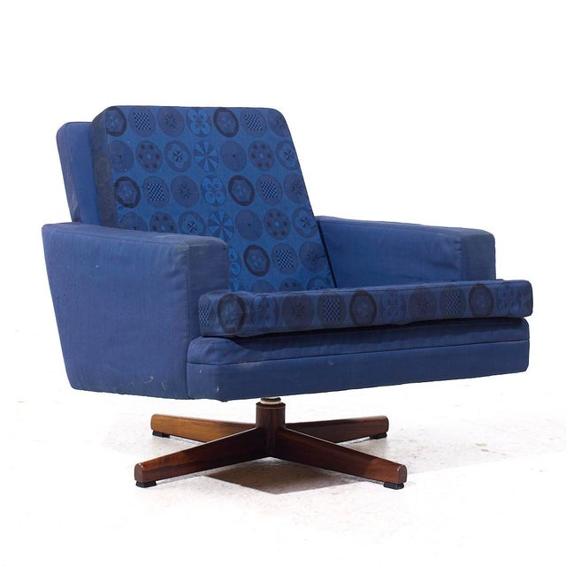 Fredrik A. Kayser Fredrik Kayser Model 807 Mid Century Norwegian Swivel Lounge Chairs - Pair For Sale - Image 4 of 12