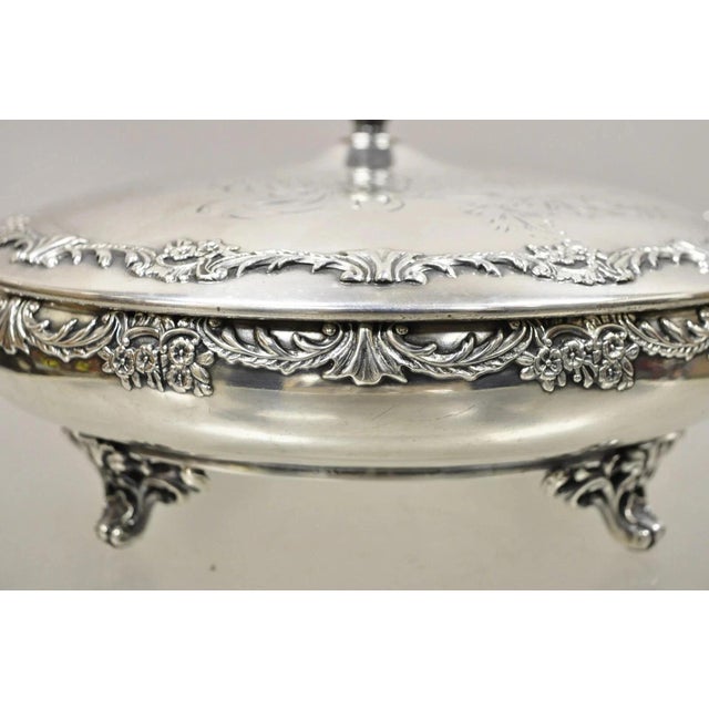 Reed & Barton Early 20th Century Reed & Barton Victorian Silver Plated Round Lidded Twin Handle Serving Dish For Sale - Image 4 of 12