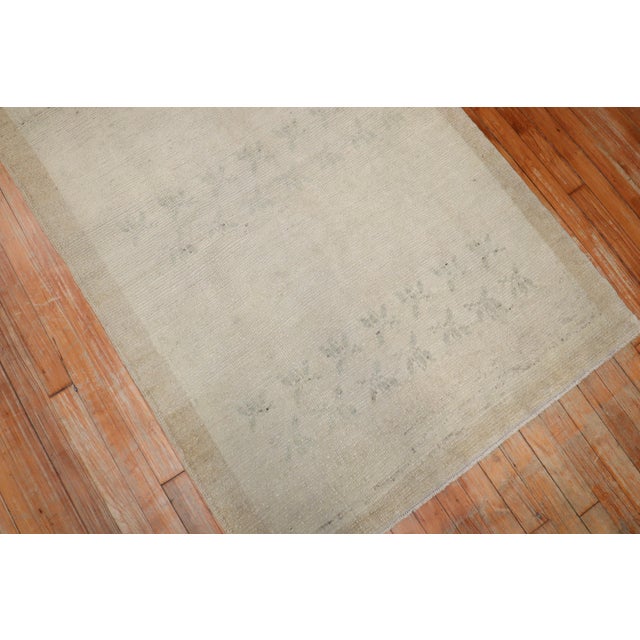 Neutral Handmade Vintage Turkish Rug For Sale - Image 18 of 18