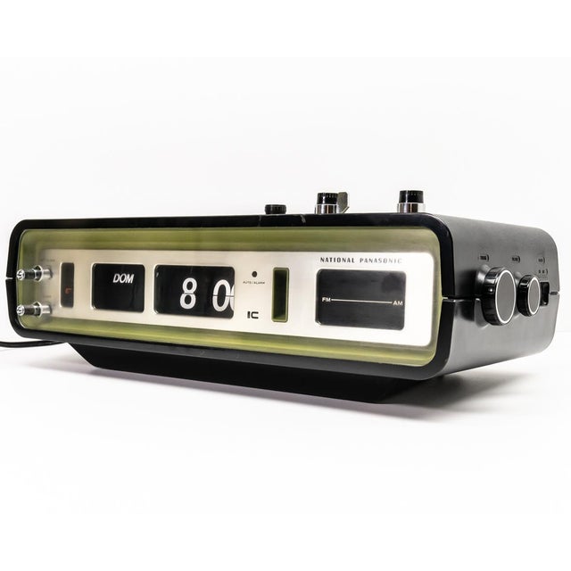 National Panasonic Rc 707b Alarm Radio Flip Clock, 1972 For Sale - Image 3 of 12