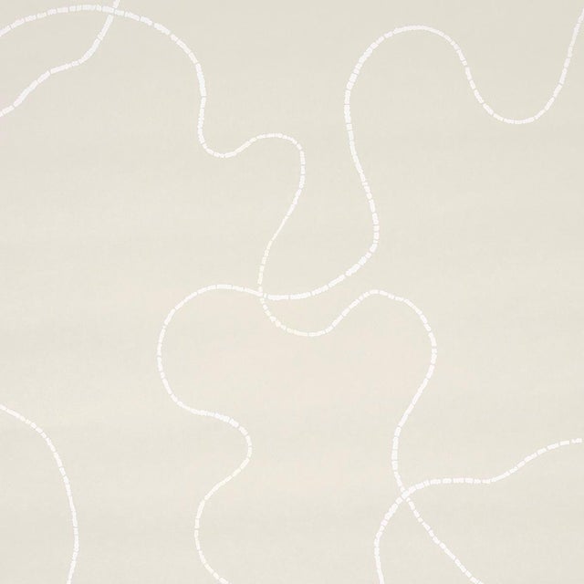 Sample - Schumacher x Backdrop Turini Wallpaper in Light Beige For Sale