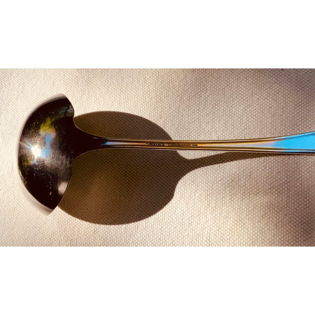 1910s Neoclassical Silverplate Gravy Ladle Sauce Ladle Bellflower Handle For Sale - Image 6 of 11