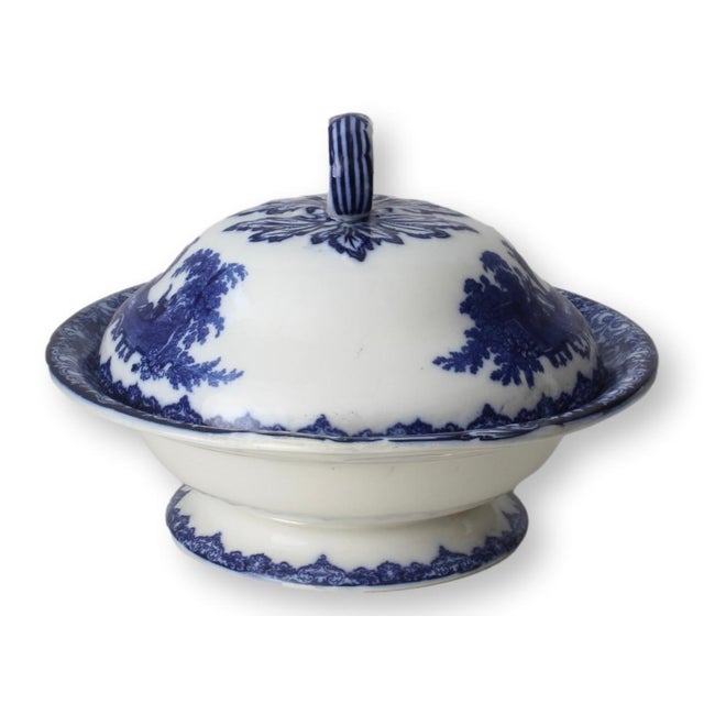 English 1920s Doulton Watteau Covered Dish For Sale - Image 3 of 9