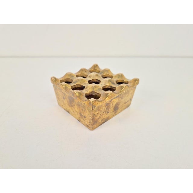 Ultima Ashtrays in Brass attributed to Bäckström & Ljungberg, 1960s, Set of 2 For Sale - Image 3 of 15
