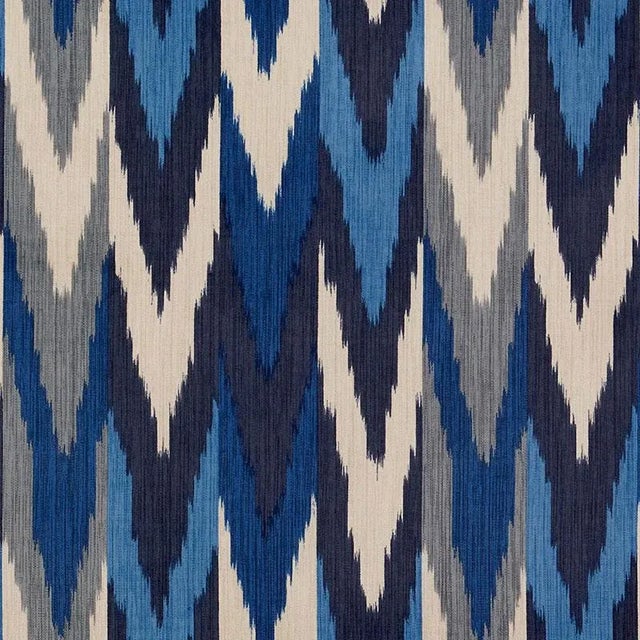 Abstract Sample - Schumacher Kashgar Velvet Ikat Fabric in Indigo & Slate For Sale - Image 3 of 3
