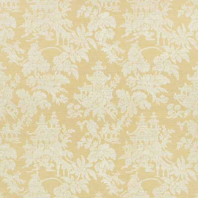 A chic take on an exquisite, classic chinoiserie pattern that can be used all over without taking over a room. HORIZONTAL...