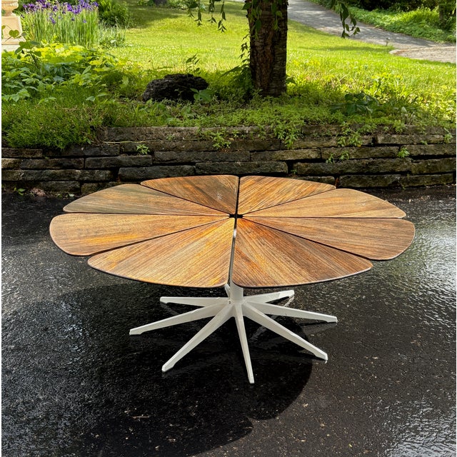 2010s Richard Schultz Petal® Coffee Table by Knoll For Sale - Image 5 of 8