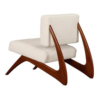 Brazilian Modern Sculptural Rosewood and White Bouclé Lounge Chair, 1960s For Sale