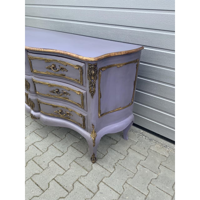 Baroque Style Chest of Drawers in the style of Moissonnier, France, 2000s For Sale - Image 16 of 18