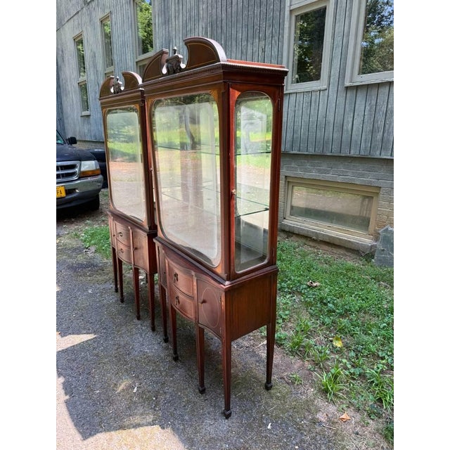 Mid 20th Century Pair of Vintage George III Carved Mahogany and Satinwood Inlaid Display Cabinets For Sale - Image 5 of 17