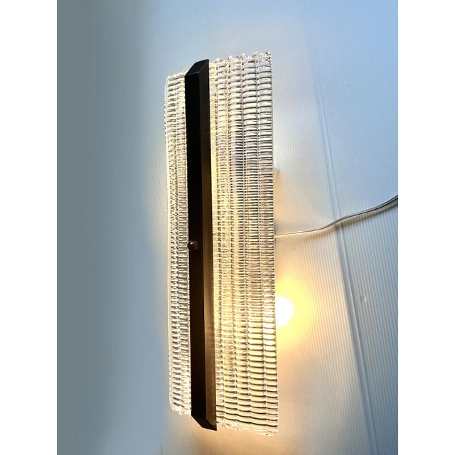 2020s Contemporary Rectangular Diamond-Motif Murano Glass Sconces — Set of Four For Sale - Image 5 of 8
