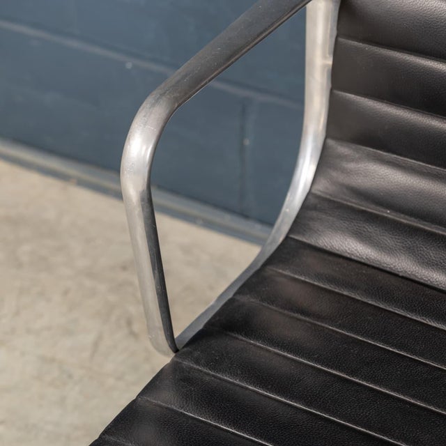 20th Century EA117 Chairs in Black Leather by Charles & Ray Eames for Vitra, 1950s, Set of 2 For Sale - Image 13 of 18