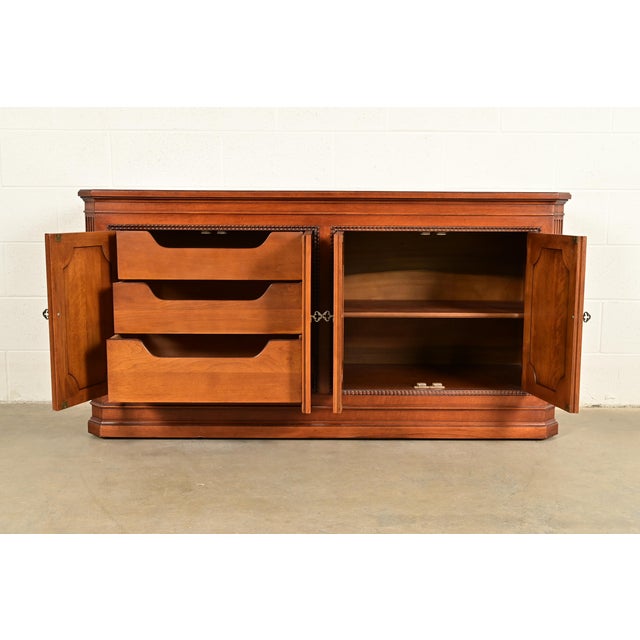 1960s Henredon French Regency Louis XVI Carved Walnut Sideboard Credenza or Bar Cabinet, Circa 1960s For Sale - Image 5 of 15