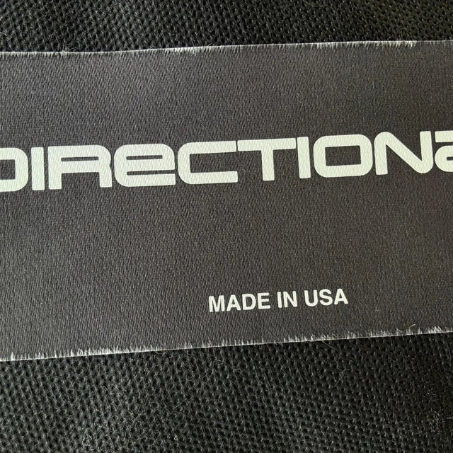 Late 20th Century Cloud Serpentine Sofa by Vladimir Kagan for Directional For Sale In Chicago - Image 6 of 6