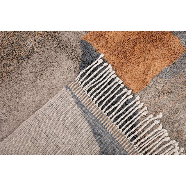 Sophisticated Abstract Hand-Knotted Wool Rug | 9'7" X 6'7" | One of a Kind For Sale - Image 4 of 9