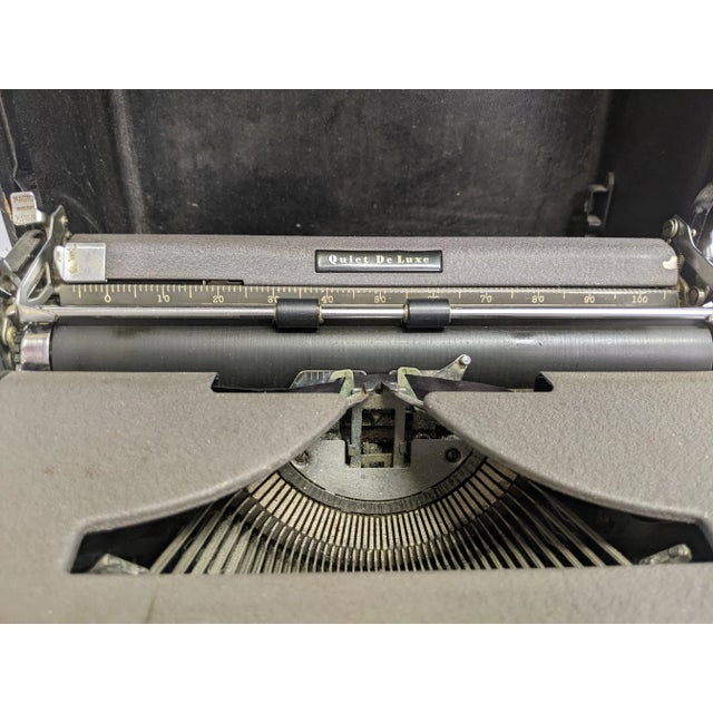 1948 Royal Quiet DeLuxe Typewriter For Sale - Image 10 of 12