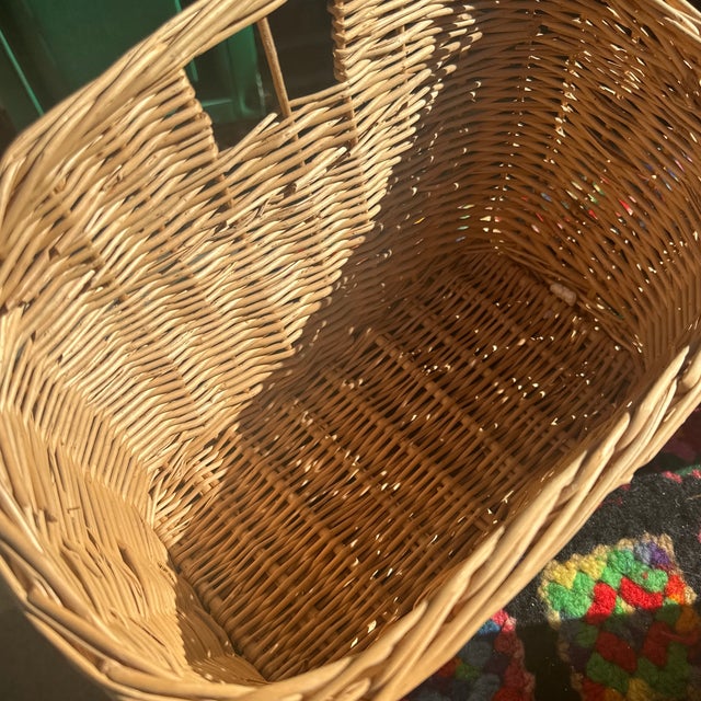 1970s Vintage Wicker Nesting Nantucket Style Bicycle Baskets For Sale - Image 5 of 8