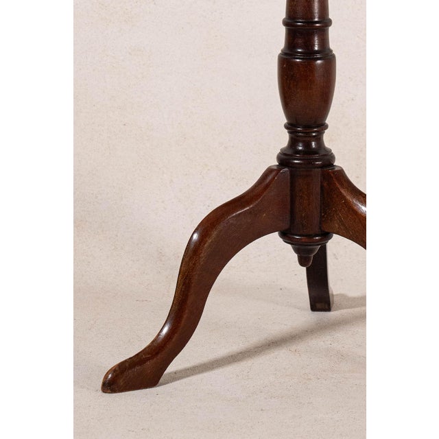 1930s Antique English Mahogany Wine Table With Finial Base For Sale - Image 5 of 5