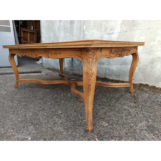 Louis XVI Oak Extendable Table, 1950s, in Good conditions. Designed 1950 to 1959