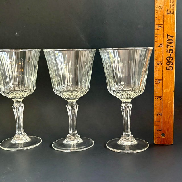 1970s Vintage French Cristal D’Arques Meridien Claret Wine Glasses – Set of 4 For Sale - Image 5 of 7