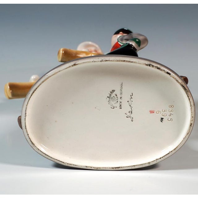 Ceramic Art Deco Tyrol Skiers Figure Group attributed to Stephan Dakon for Goldscheider, 1938 For Sale - Image 7 of 8