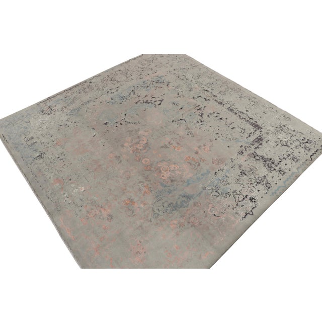 This hand-knotted wool 11x11 rug represents a bold new line of Rug & Kilim’s Modern Classics Collection—a series of...