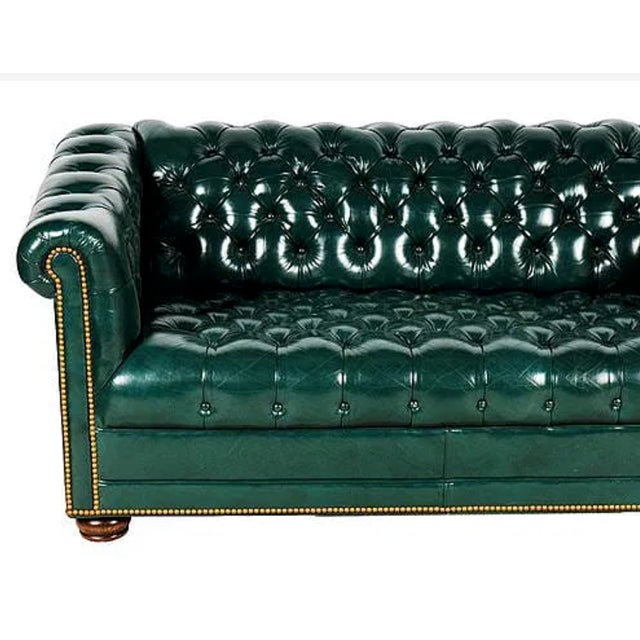 American Late 20th Century Hancock & Moore Emerald Green Tufted Leather Chesterfield Sofa For Sale - Image 3 of 9