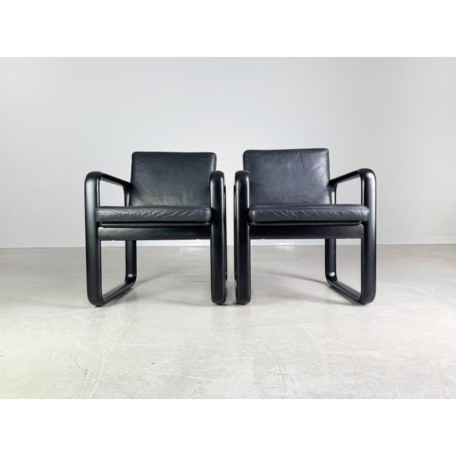 We are offering for sale two beautiful "Hombre" armchairs by Rosenthal from the 1970s. The design comes from Burkhard...